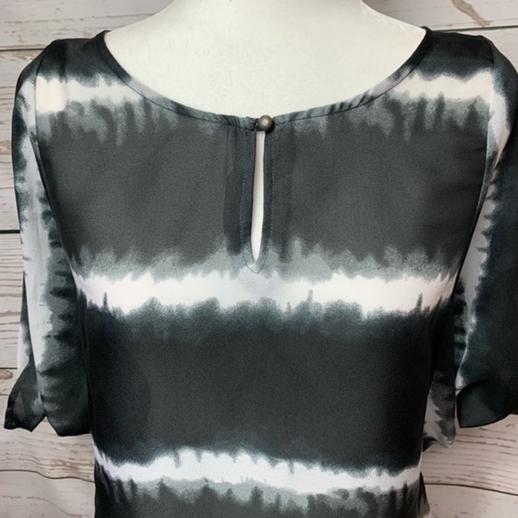 NWOT Converse Black & White Tie-Dye Top Size Small - Picture 3 of 6